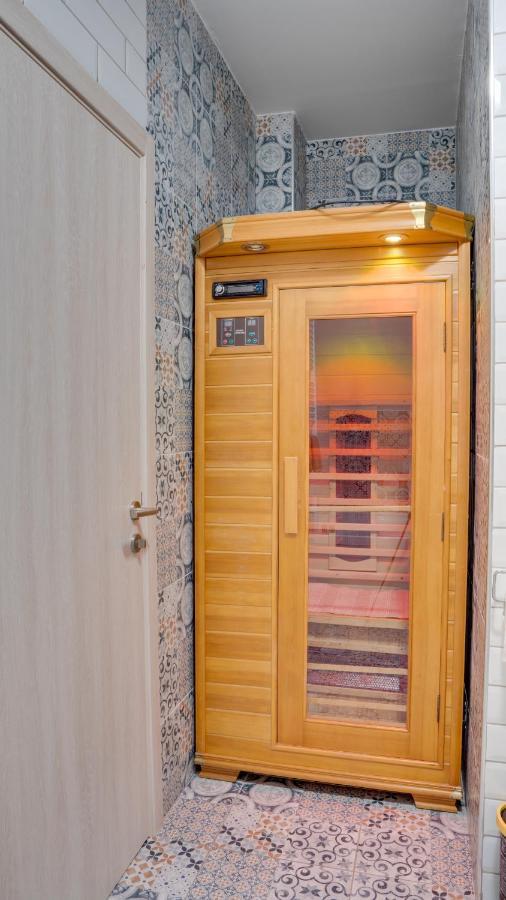 Spa Apartment Yang - Hot Tub, Sauna, Spa Novi Sad Exteriér fotografie